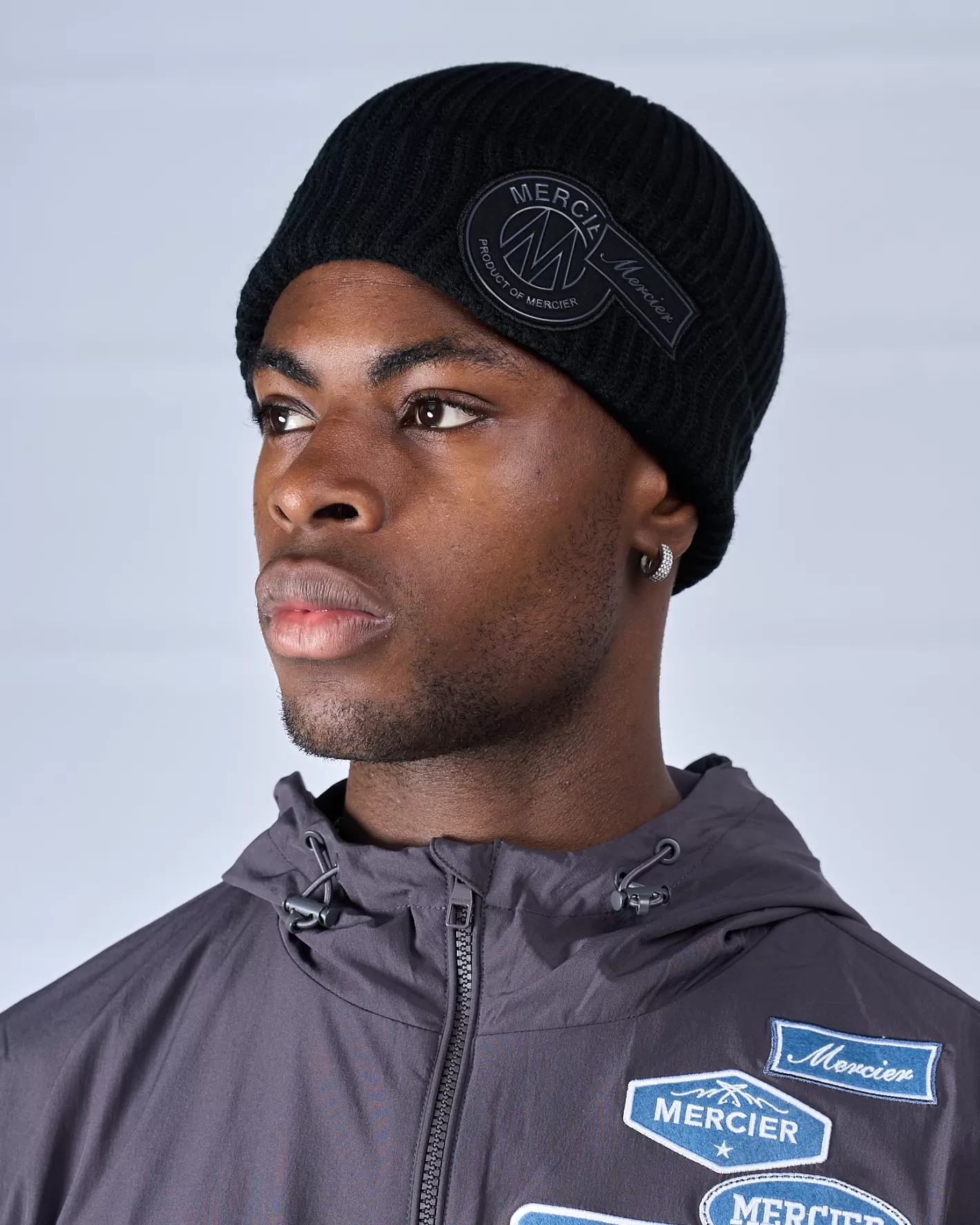 Homme Mercier Accessoires | Couvre-chef<Black Tonal Badge Ribbed Beanie