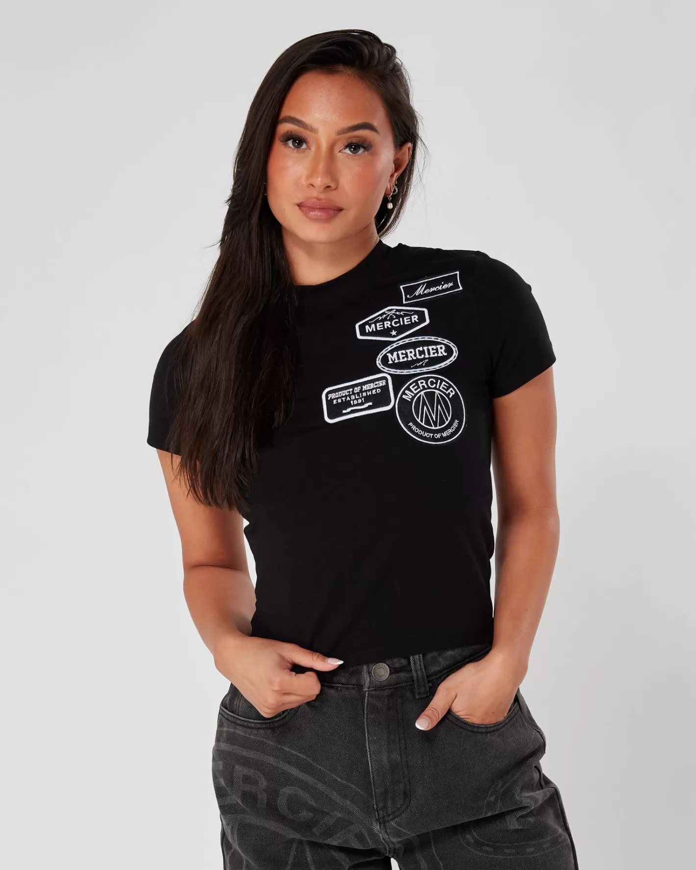 Femme Mercier Hauts Pour Femmes 23<Femmes Noir Mono Badge Tshirt Ajusté