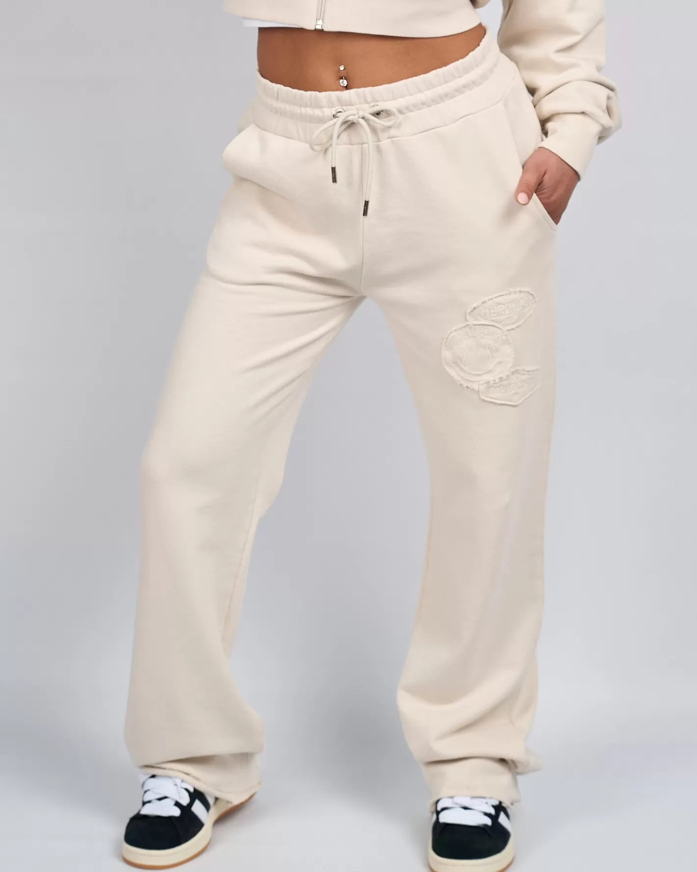 Femme Mercier Pantalons De Jogging/leggings Pour Femmes | Survêtements Pour Femmes<Joggers bruts pour femmes Stone AND Badge