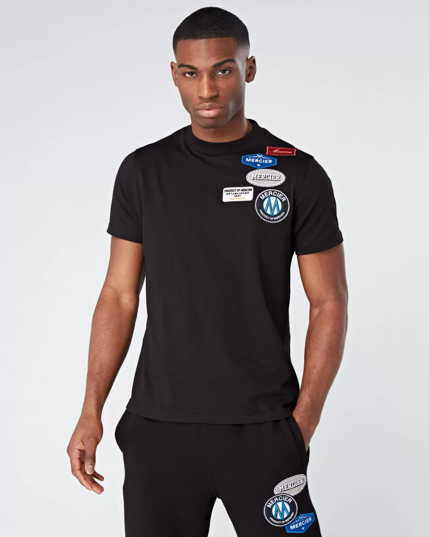 Homme Mercier T-shirts<Noir ET Insigne Tsirt