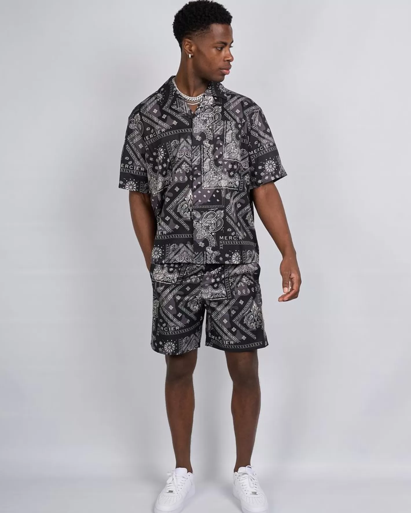 Homme Mercier Ensembles D'été | Short<Short noir Paisley Resort