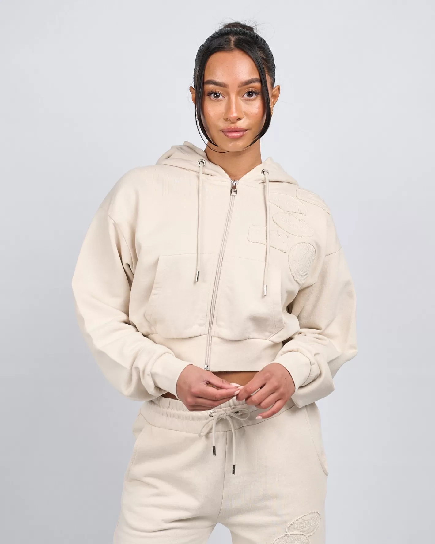 Femme Mercier Hoodies Des Femmes | Survêtements Pour Femmes<Womens Stone and Badge Raw Cropped Hoodie.